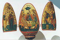 Яйцо-складень Троица с предстоящими